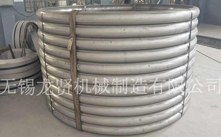 筒體外半管的結(jié)構(gòu)特點(diǎn)、功能與應(yīng)用怎樣？